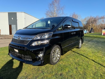 Used Toyota Vellfire 2012 for sale - 77556061: Photo