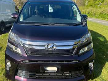 Used Toyota Vellfire 2014 for sale - 74352758: Photo