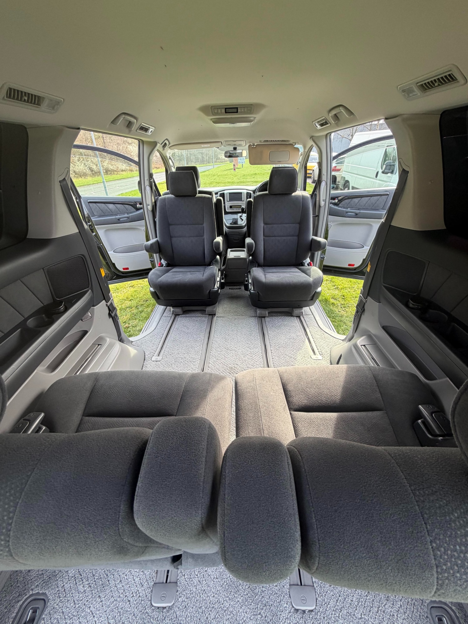 Used Toyota Alphard 2006 for sale - 78014943: Photo 15