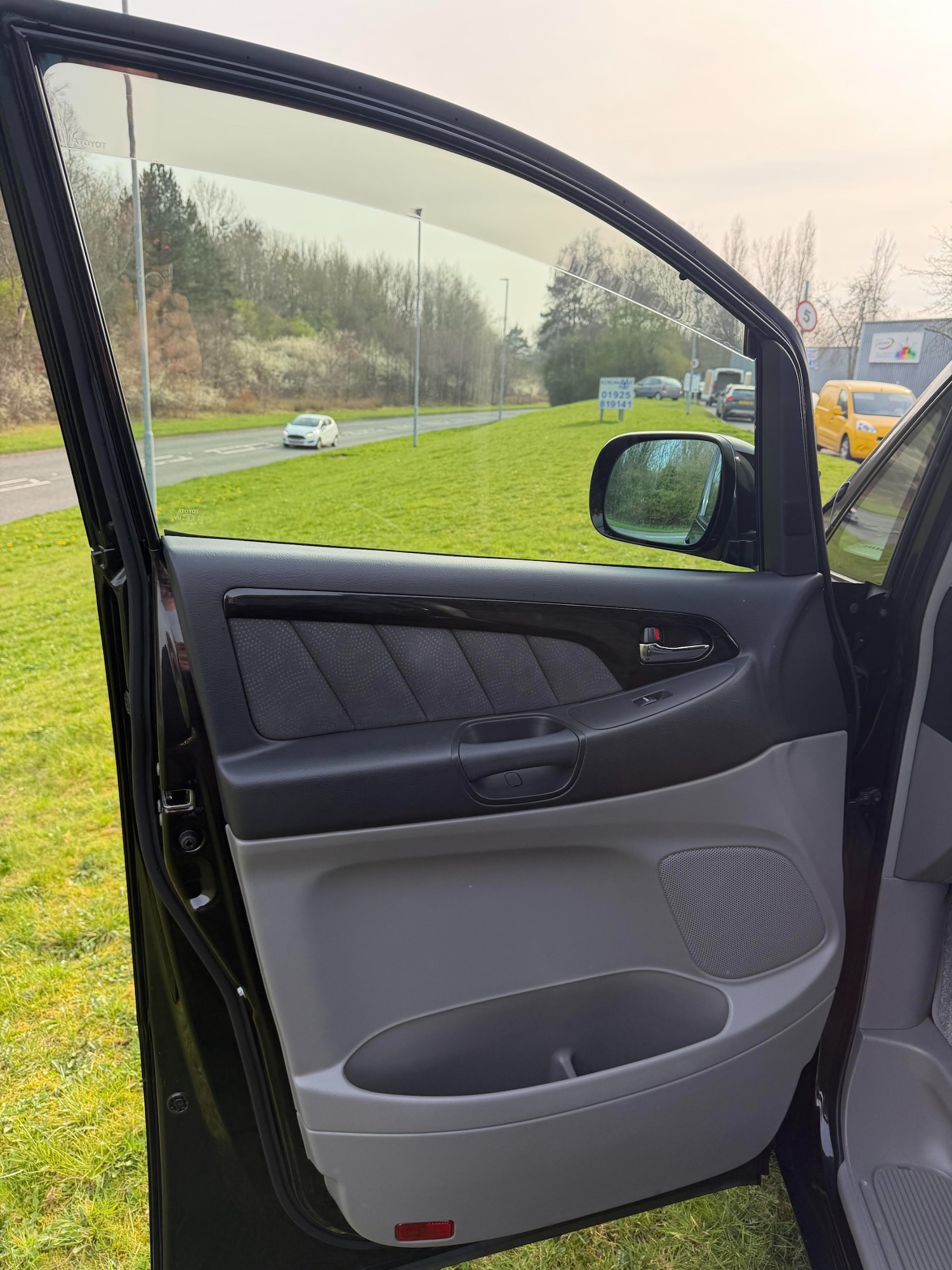 Used Toyota Alphard 2006 for sale - 78014943: Photo 17