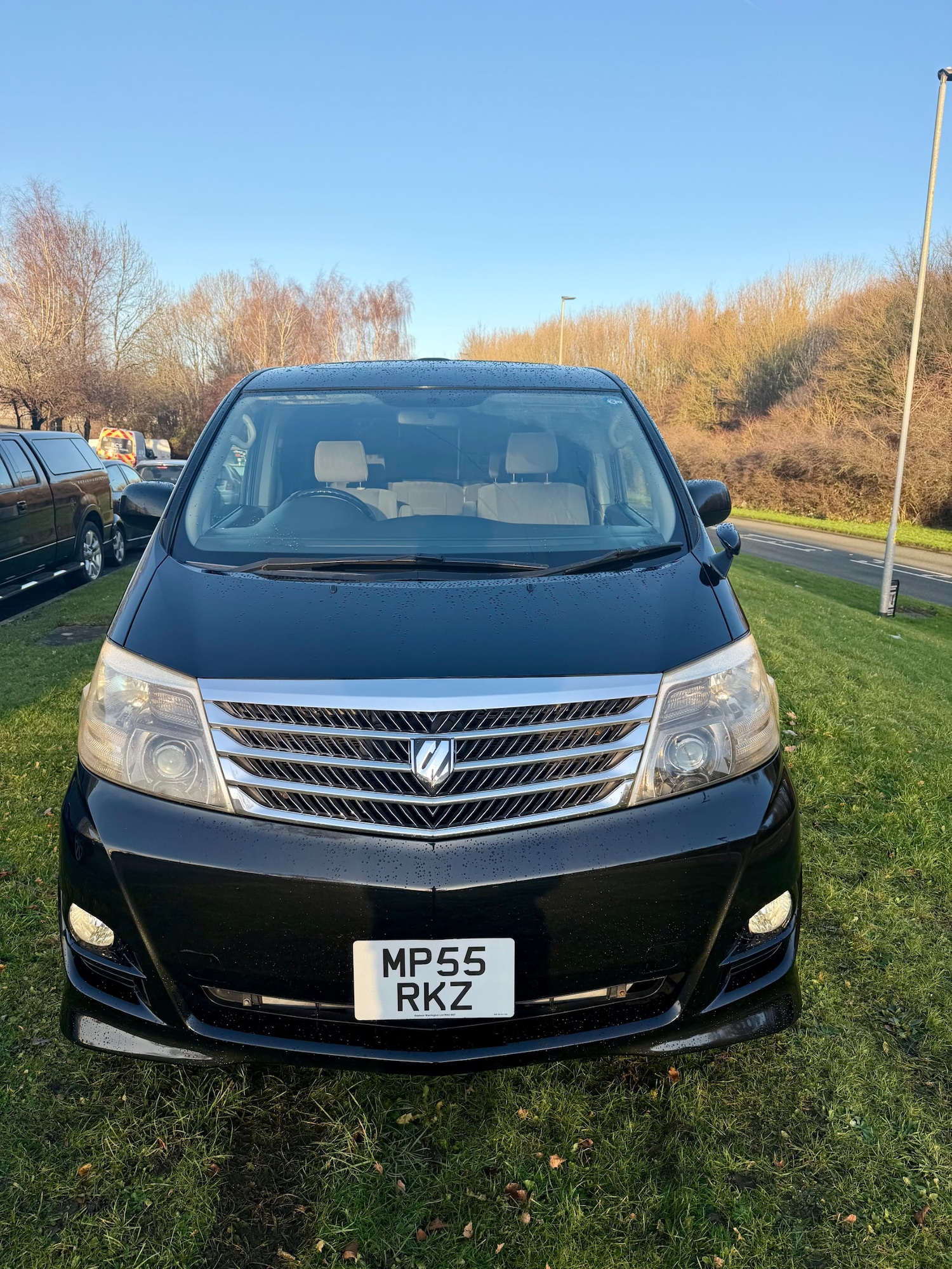 Used Toyota Alphard 2006 for sale - 77103901: Photo 2