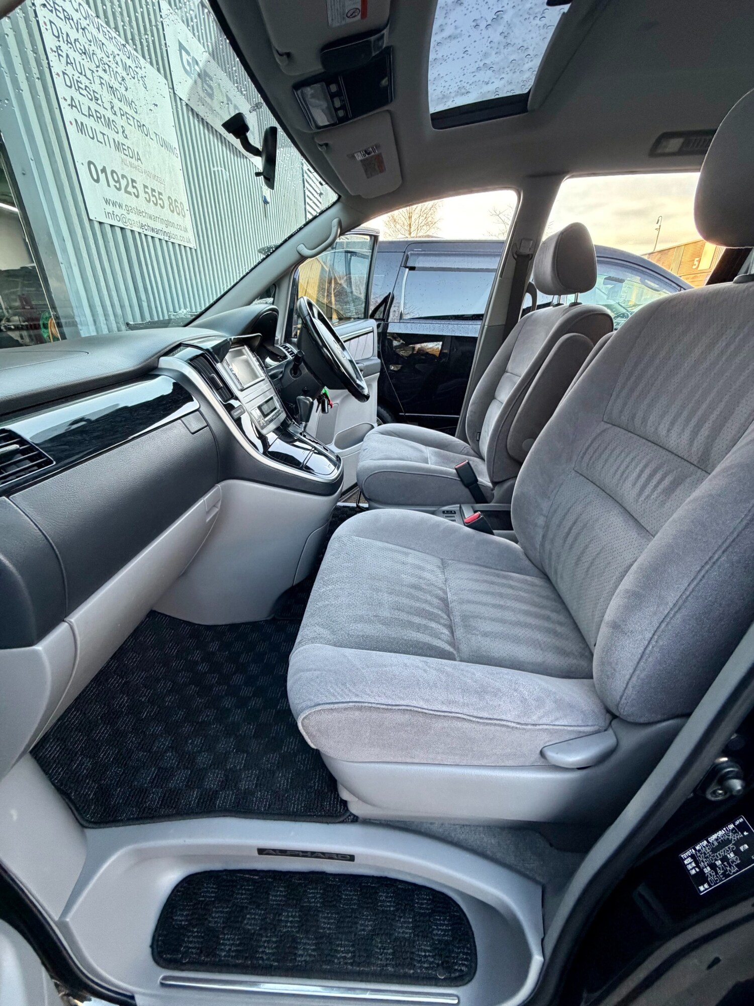 Used Toyota Alphard 2006 for sale - 77103901: Photo 23