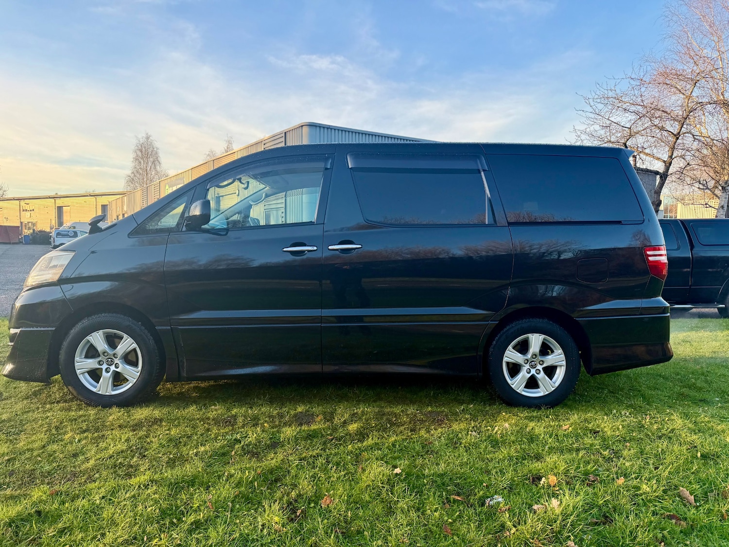 Used Toyota Alphard 2006 for sale - 77103901: Photo 4