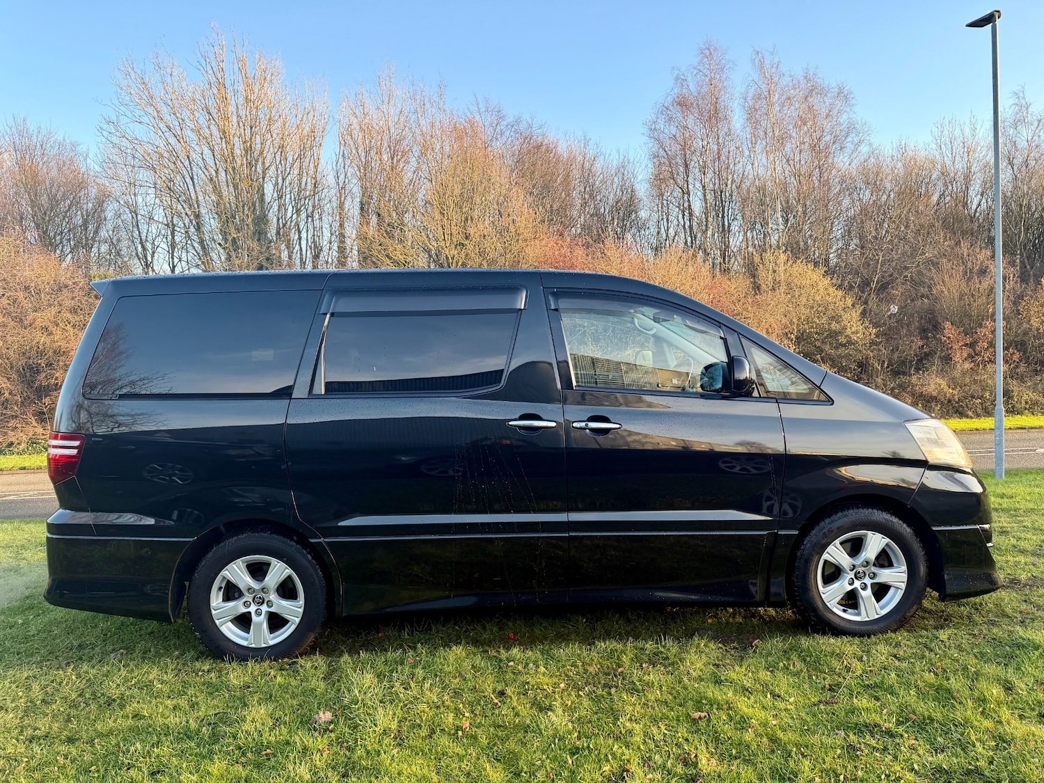 Used Toyota Alphard 2006 for sale - 77103901: Photo 5