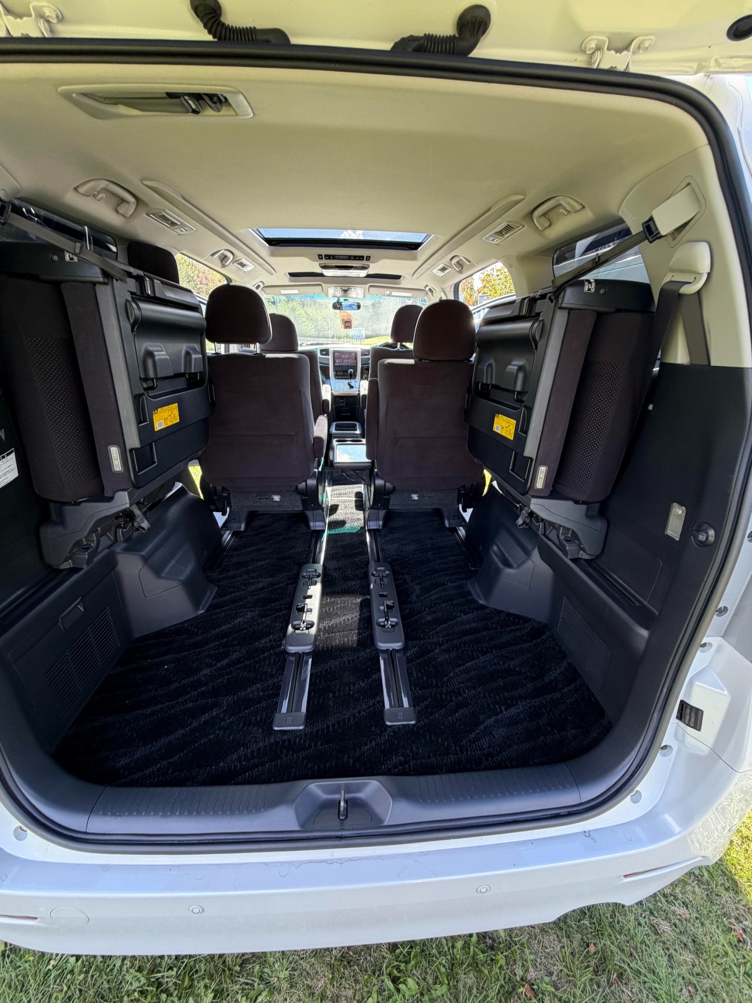 Used Toyota Alphard 2011 for sale - 76066820: Photo 13