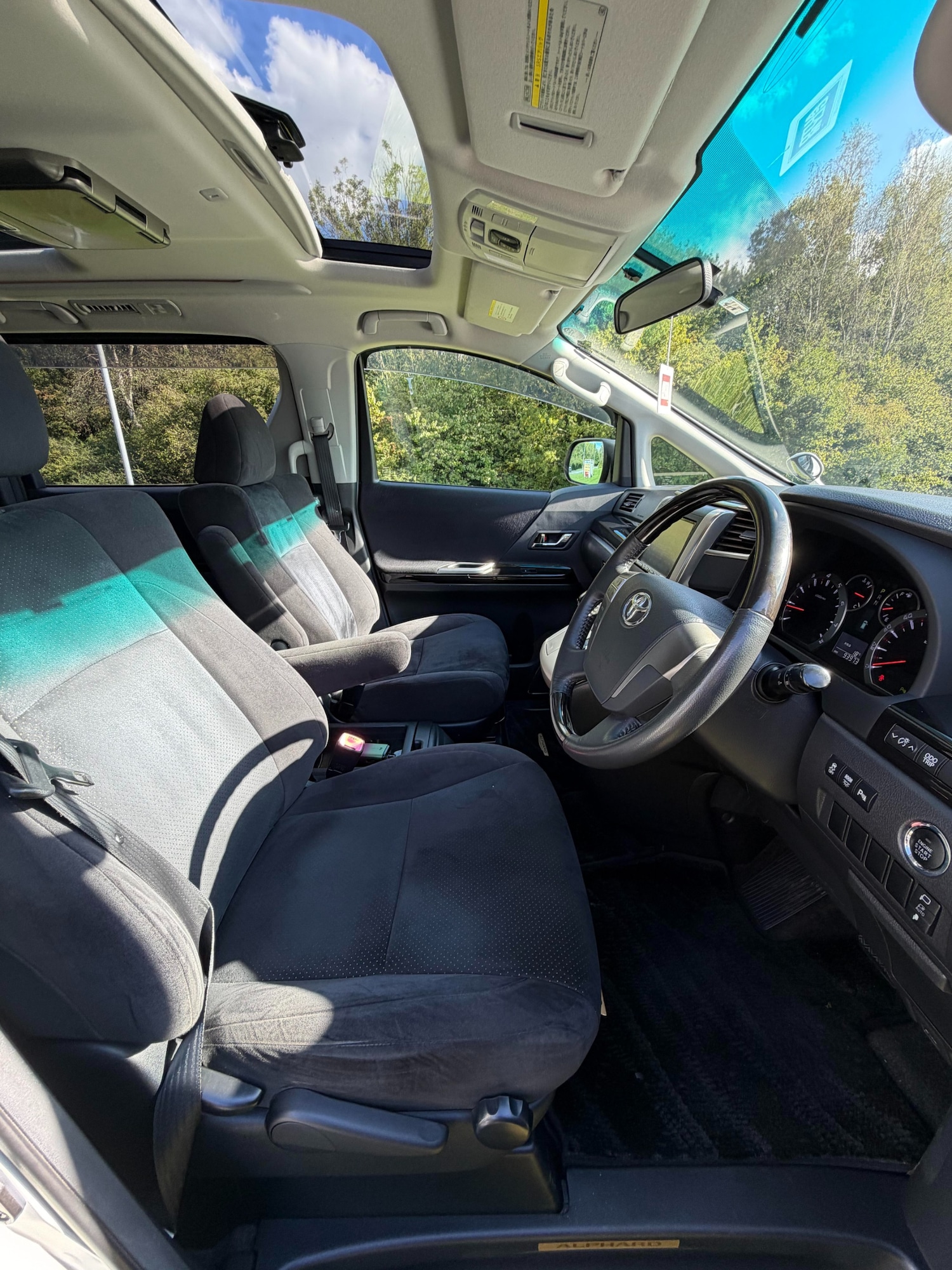 Used Toyota Alphard 2011 for sale - 76066820: Photo 9