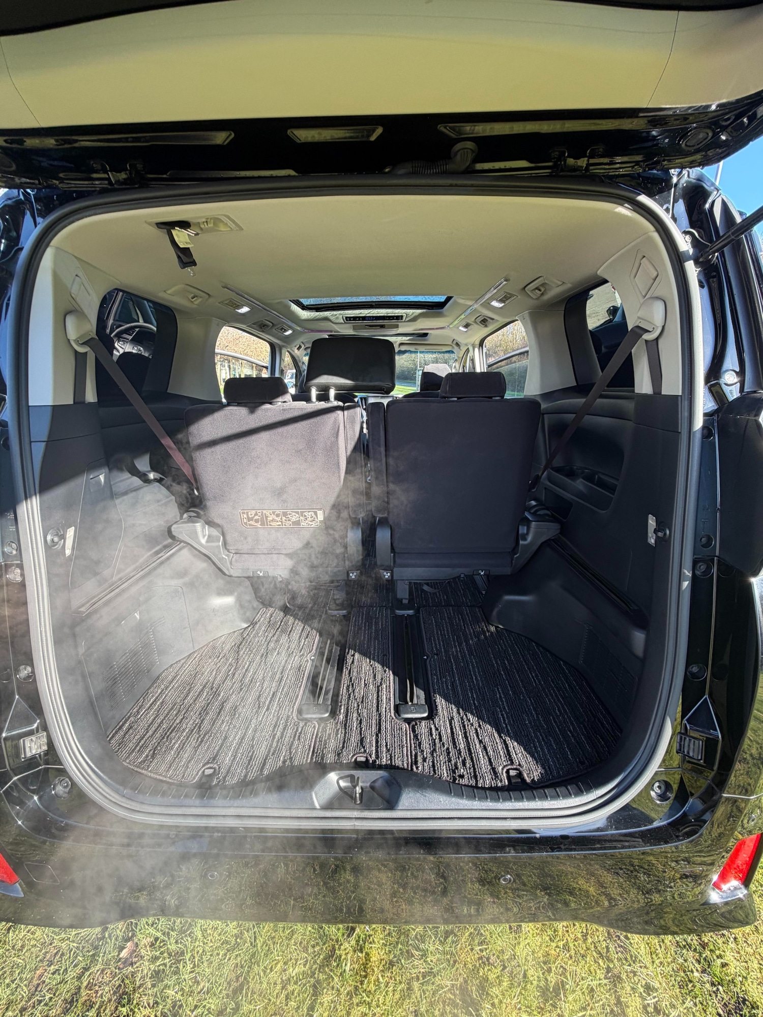 Used Toyota Vellfire 2015 for sale - 77556087: Photo 15