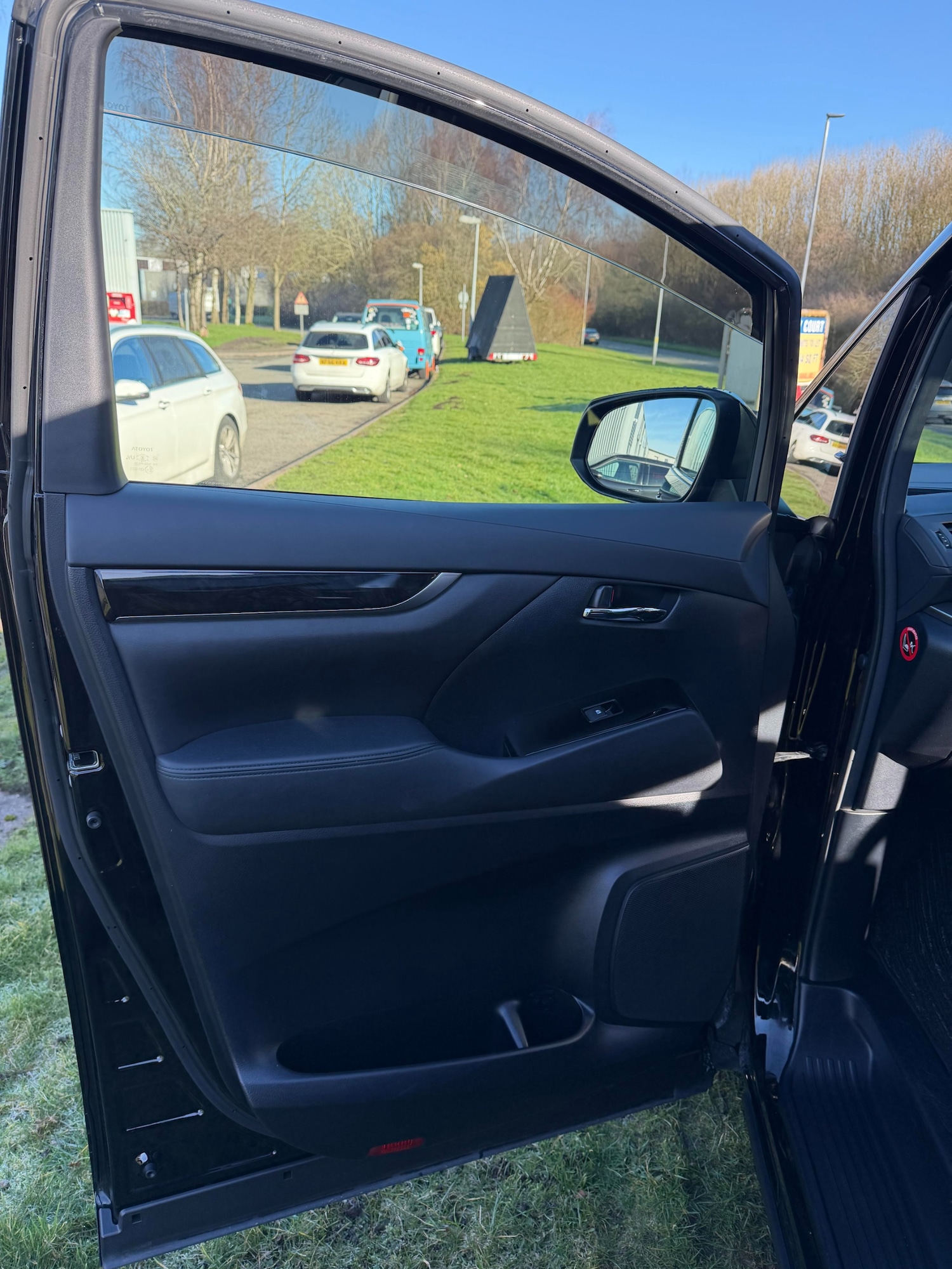 Used Toyota Vellfire 2015 for sale - 77556087: Photo 18