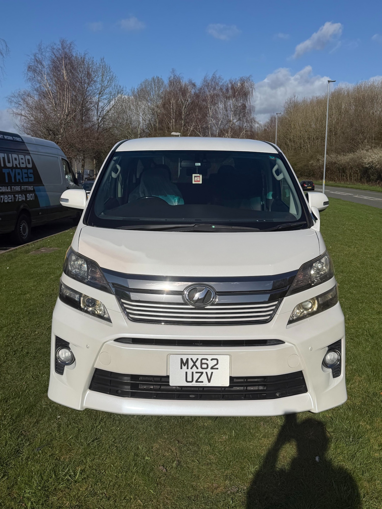 Used Toyota Vellfire 2012 for sale - 78014383: Photo 2