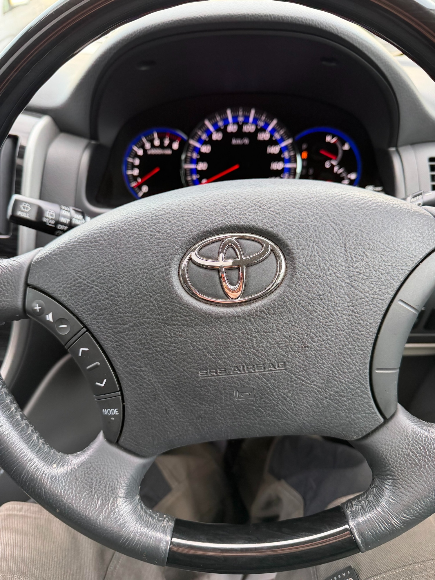 Used Toyota Alphard 2006 for sale - 76706317: Photo 16