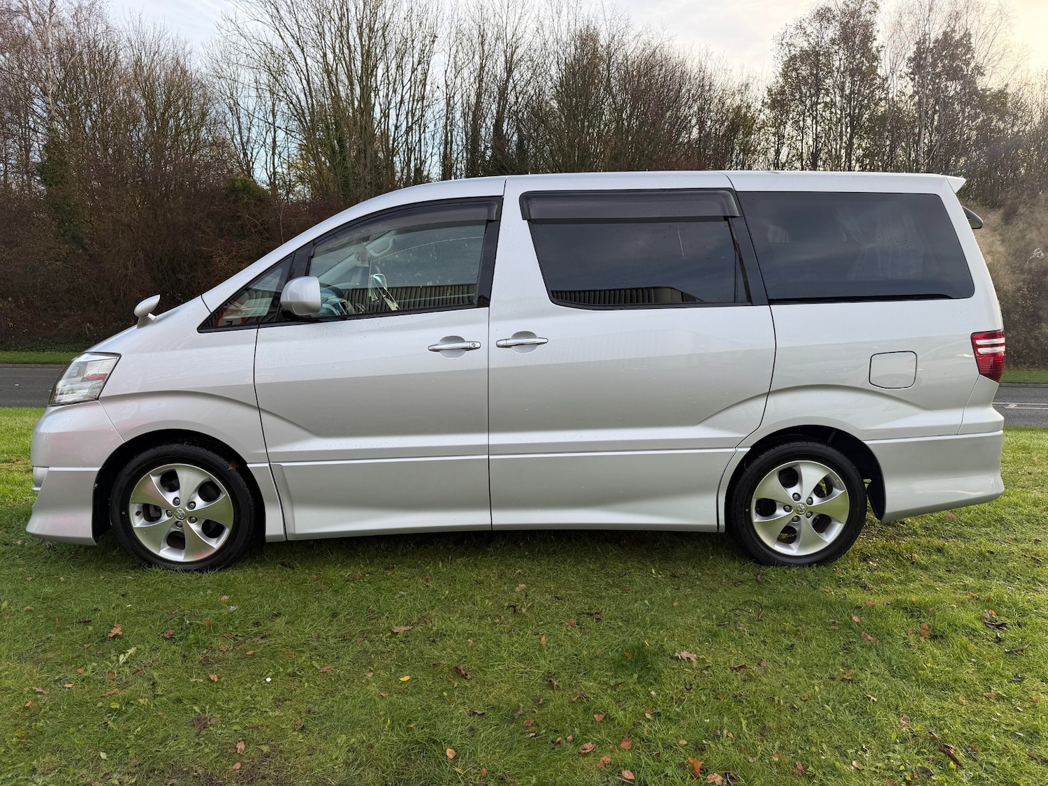 Used Toyota Alphard 2006 for sale - 76706317: Photo 28