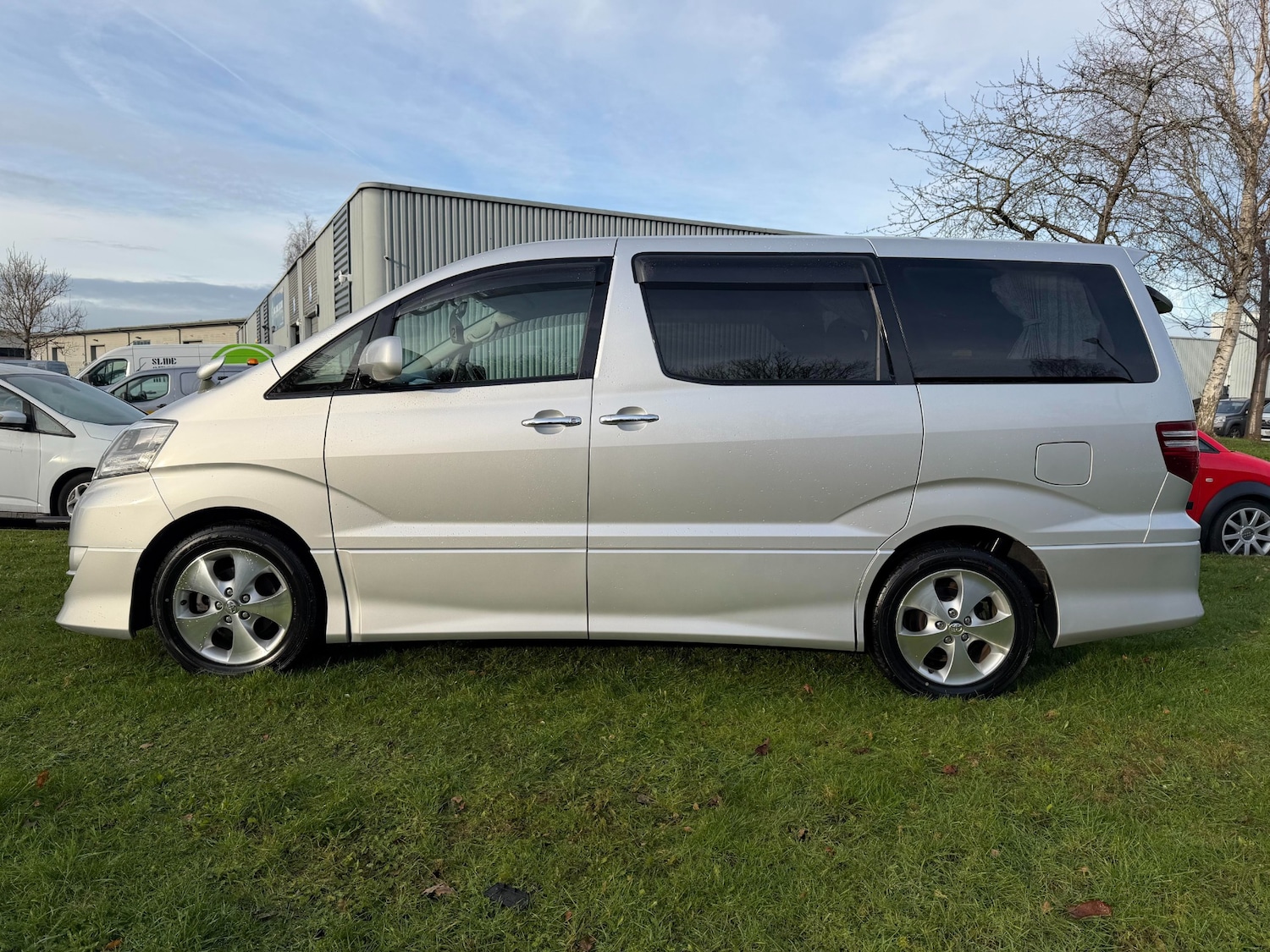 Used Toyota Alphard 2006 for sale - 76706317: Photo 4