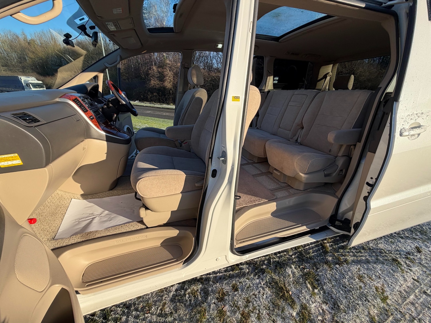 Used Toyota Alphard 2018 for sale - 77198707: Photo 12