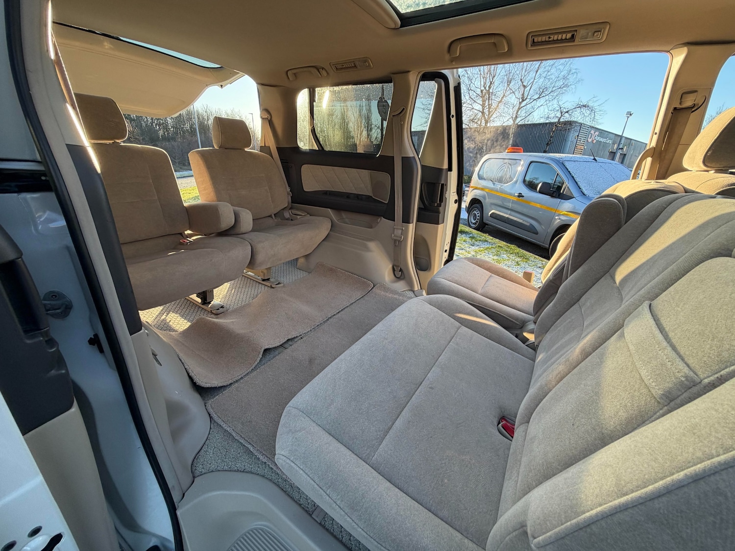 Used Toyota Alphard 2018 for sale - 77198707: Photo 15