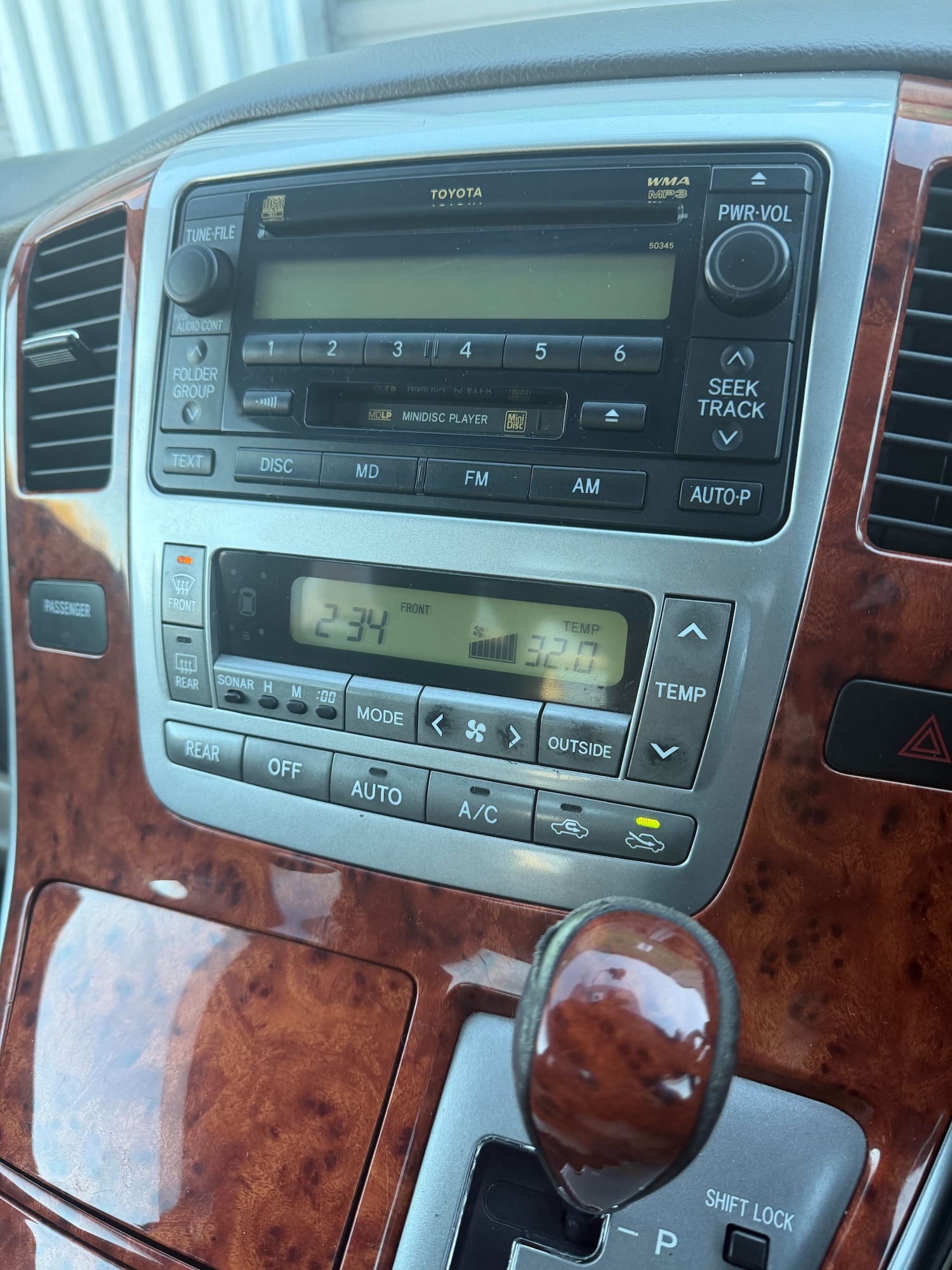 Used Toyota Alphard 2018 for sale - 77198707: Photo 18