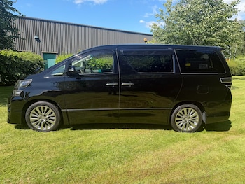 Used Toyota Vellfire 2013 for sale - 78895173: Photo