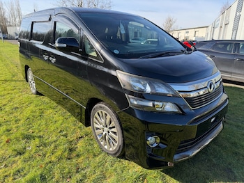 2013 - 7 SEATER 5-Door