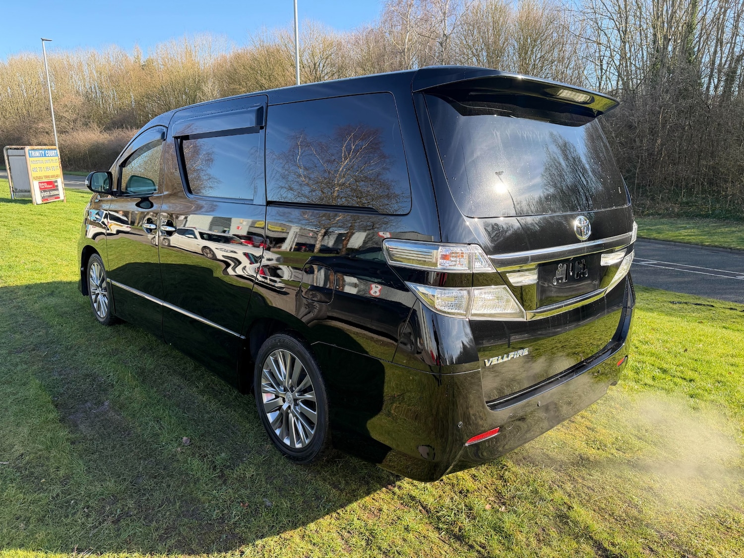 Used Toyota Vellfire 2013 for sale - 77570745: Photo 31