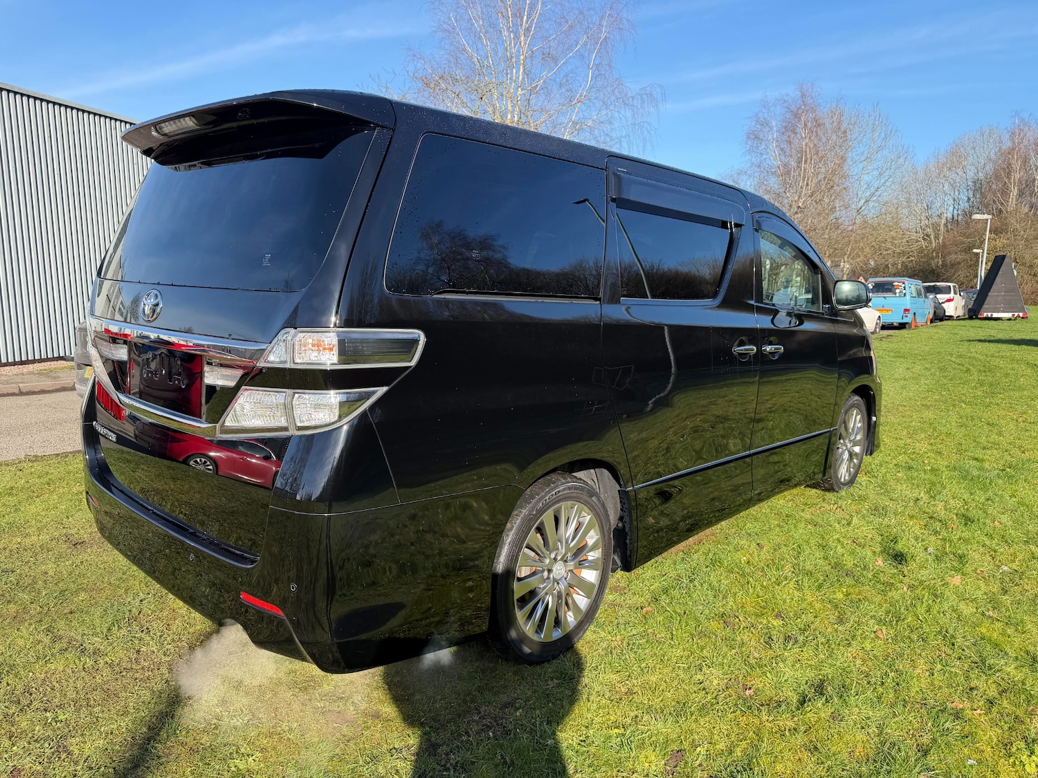 Used Toyota Vellfire 2013 for sale - 77570745: Photo 8