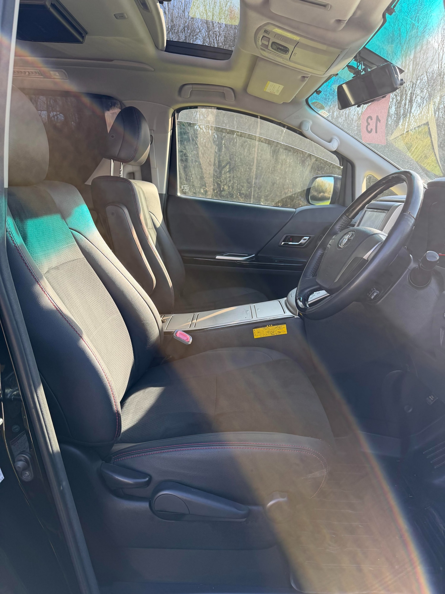 Used Toyota Vellfire 2013 for sale - 77570745: Photo 9