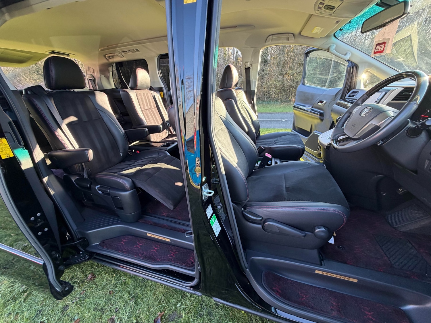 Used Toyota Vellfire 2013 for sale - 76693651: Photo 14