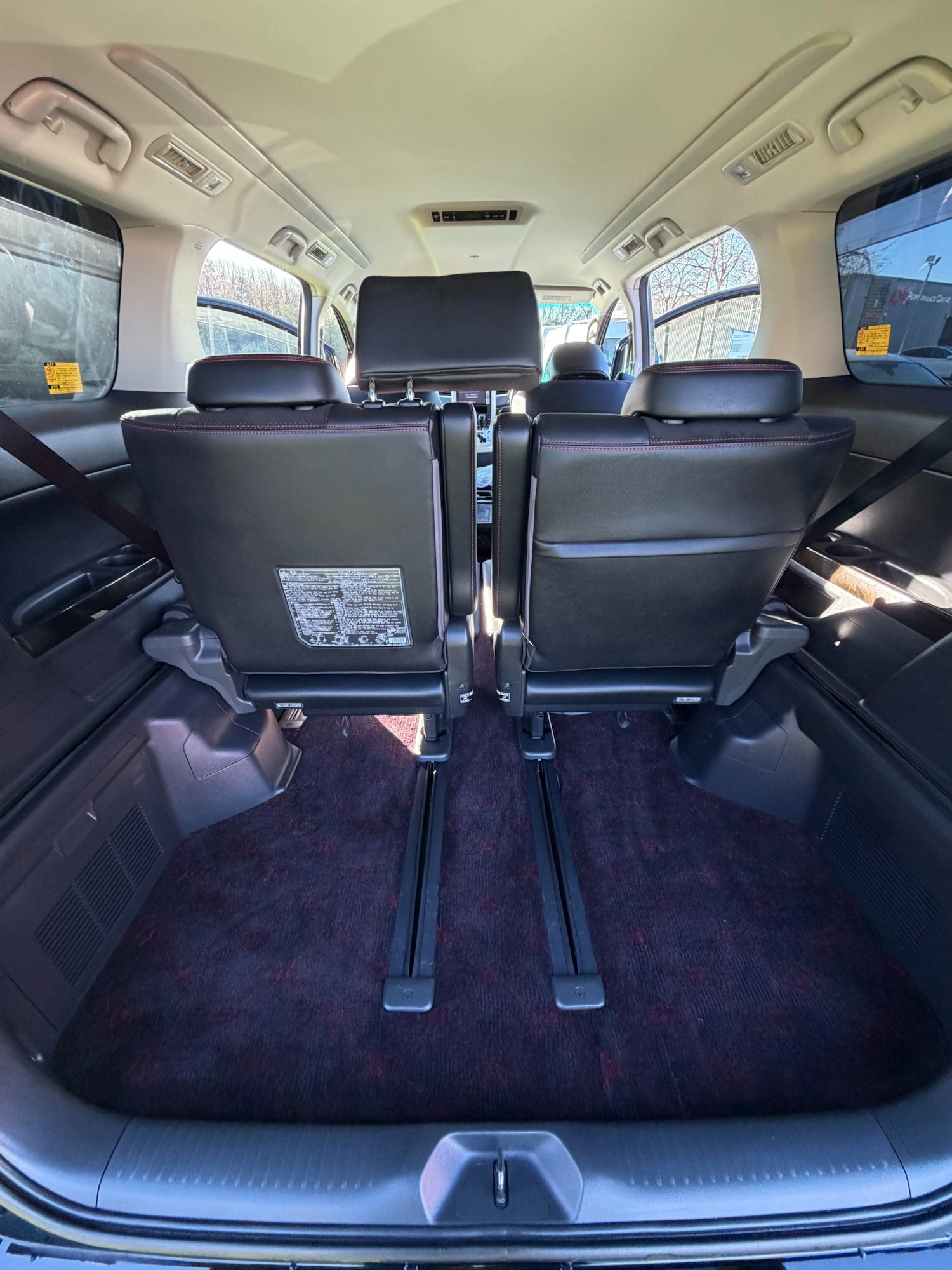 Used Toyota Vellfire 2013 for sale - 76693651: Photo 17