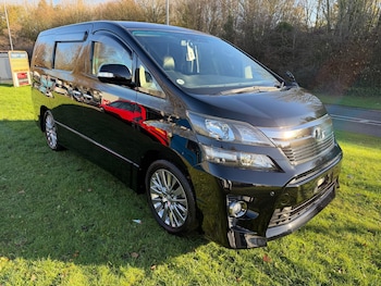 2013 - 7 SEATER 5-Door