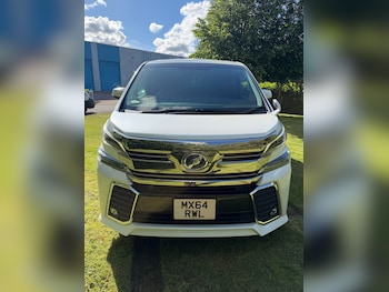 Used Toyota Vellfire 2015 for sale - 78882374: Photo