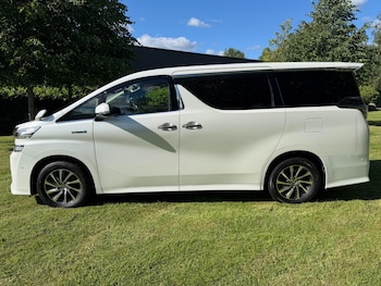 Used Toyota Vellfire 2015 for sale - 78882374: Photo
