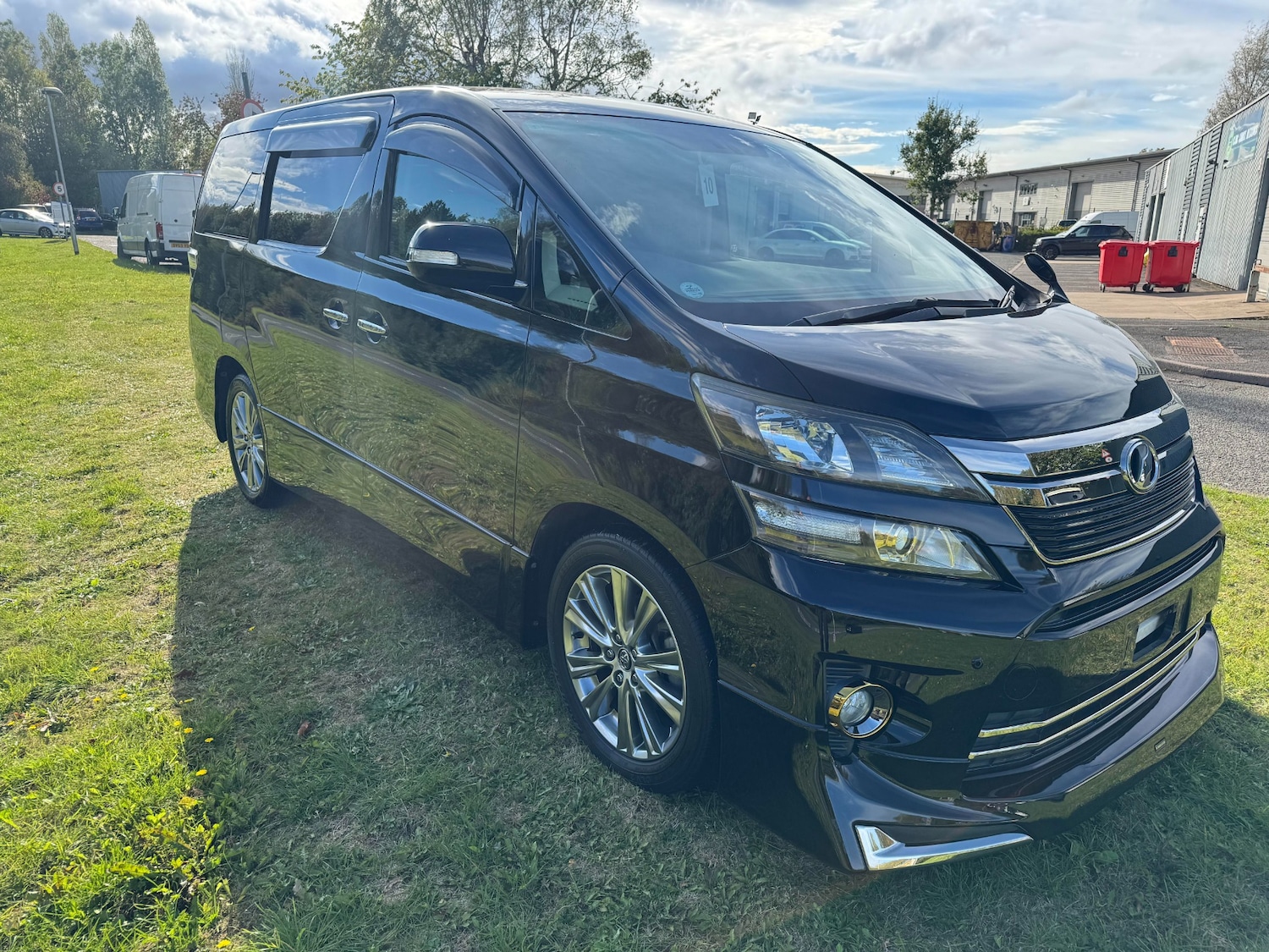 Used Toyota Vellfire 2013 for sale - 75712895: Photo 27