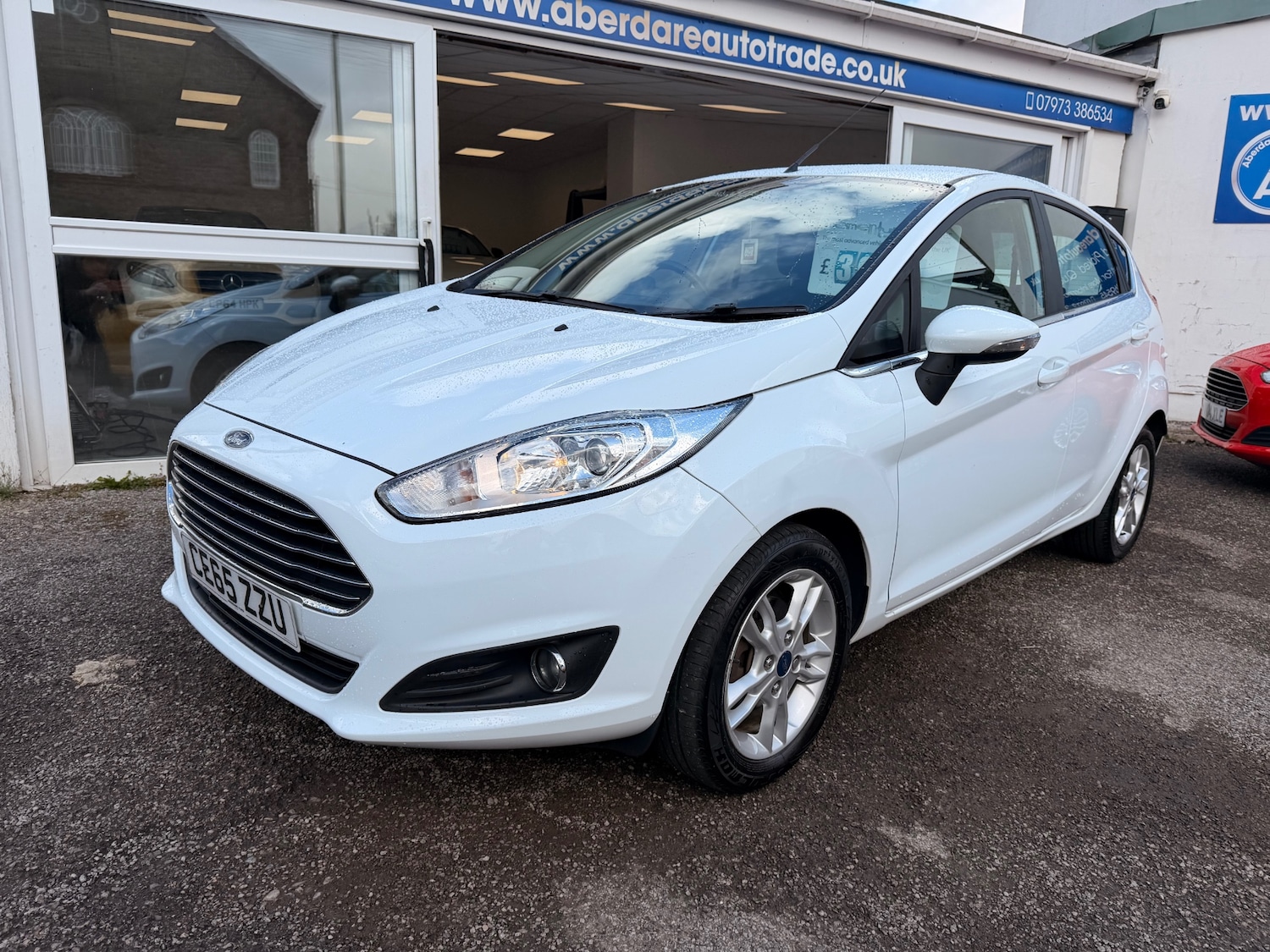 Used Ford Fiesta 2015 for sale - 78210133: Photo 2