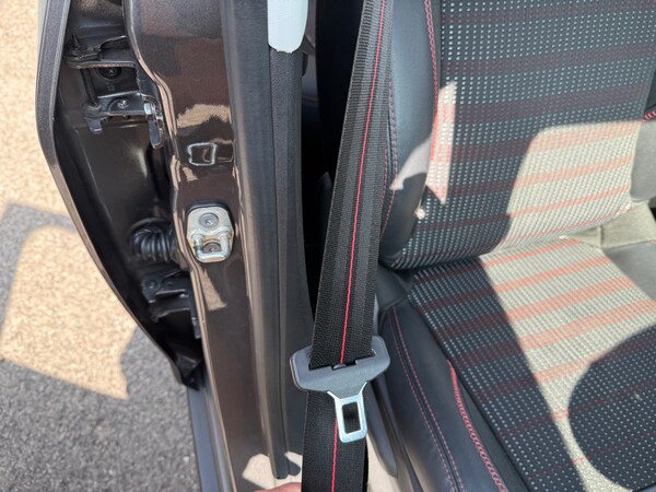 Used Peugeot 2008 2017 for sale - 75332235: Photo 22