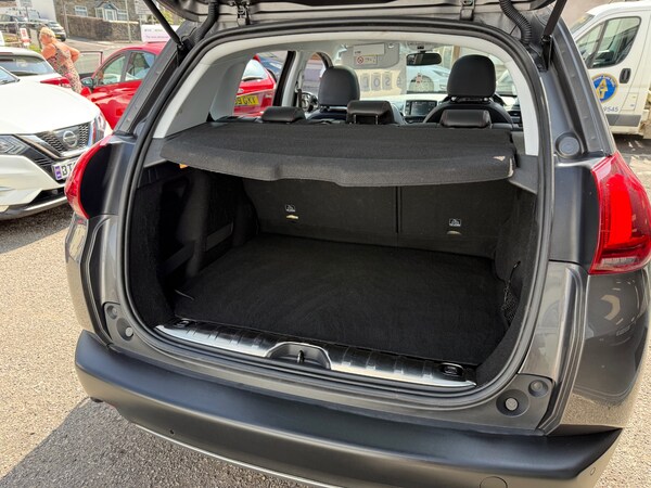 Used Peugeot 2008 2017 for sale - 75332235: Photo 9
