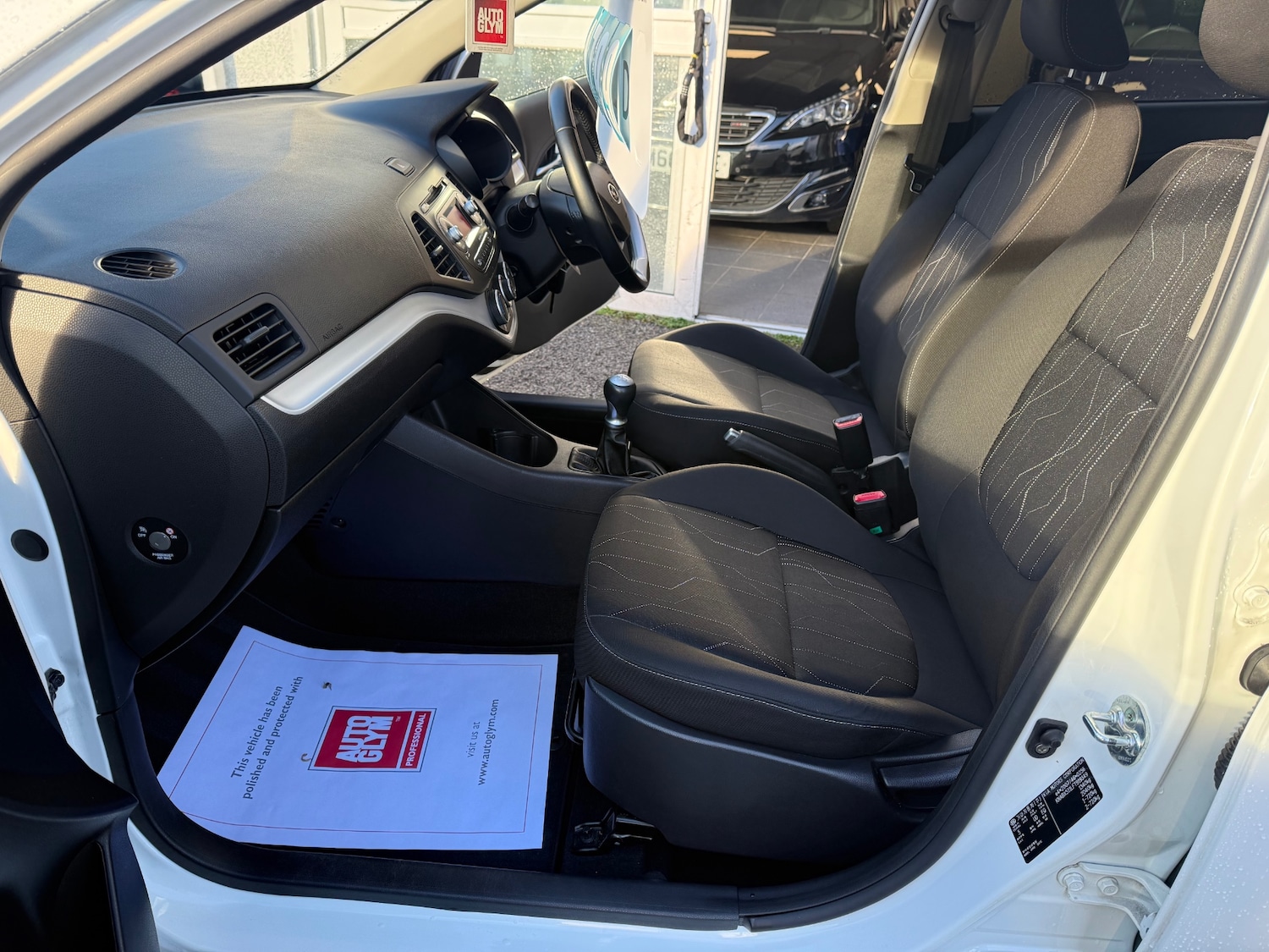 Used Kia Picanto 2014 for sale - 76718761: Photo 25