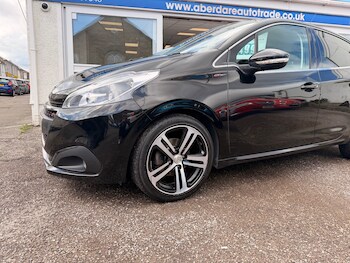 Used Peugeot 208 2017 for sale - 78566854: Photo