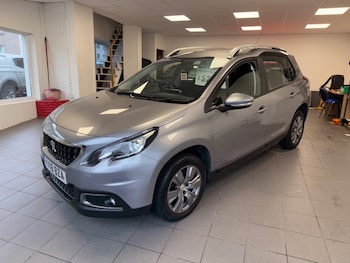 Used Peugeot 2008 2018 for sale - 76492517: Photo