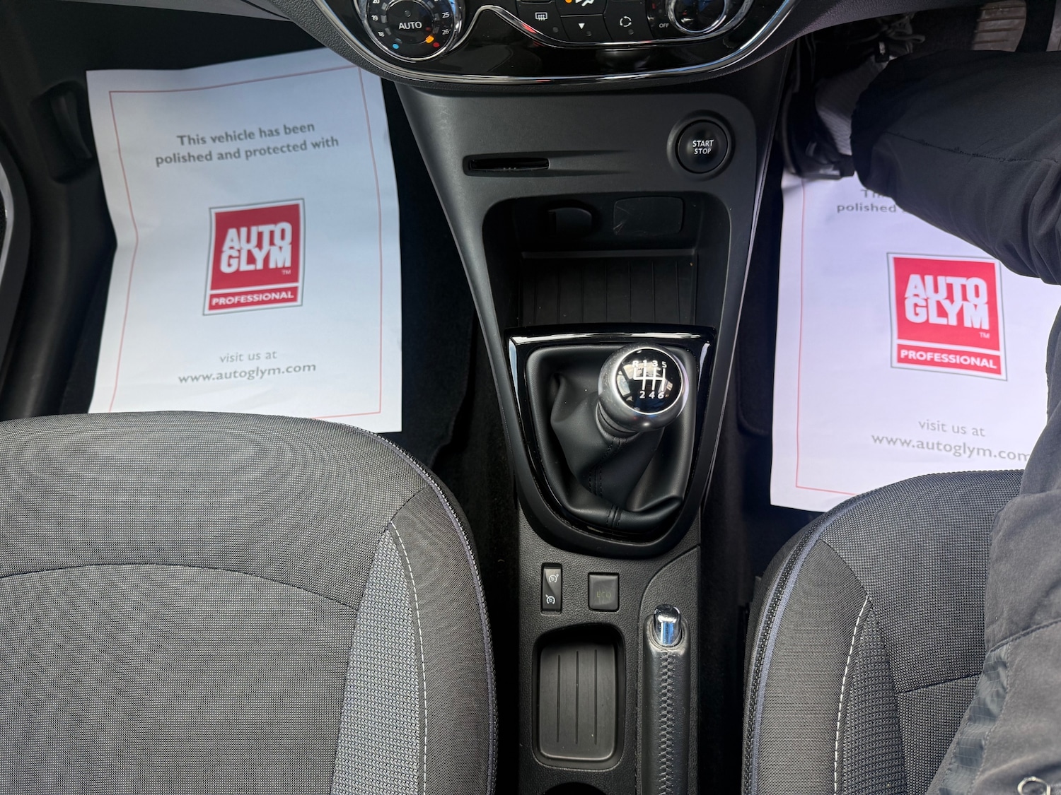 Used Renault Captur 2017 for sale - 77336828: Photo 24