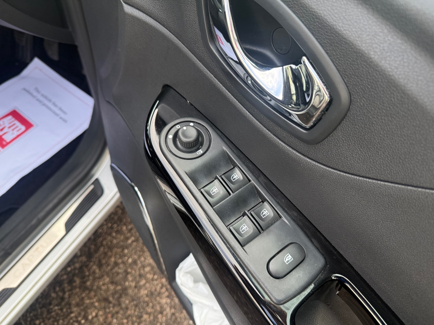 Used Renault Captur 2017 for sale - 77336828: Photo 25