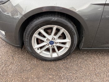 Used Ford Focus 2017 for sale - 79650021: Photo