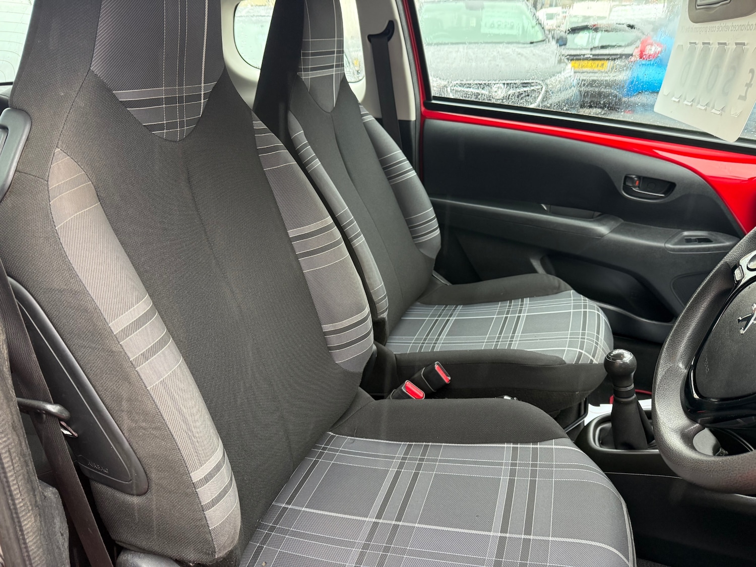 Used Peugeot 108 2017 for sale - 76461624: Photo 14