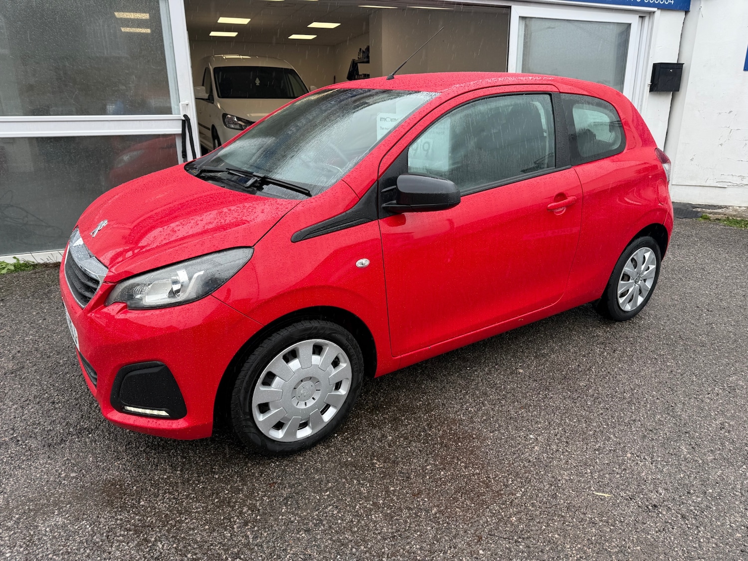 Used Peugeot 108 2017 for sale - 76461624: Photo 3