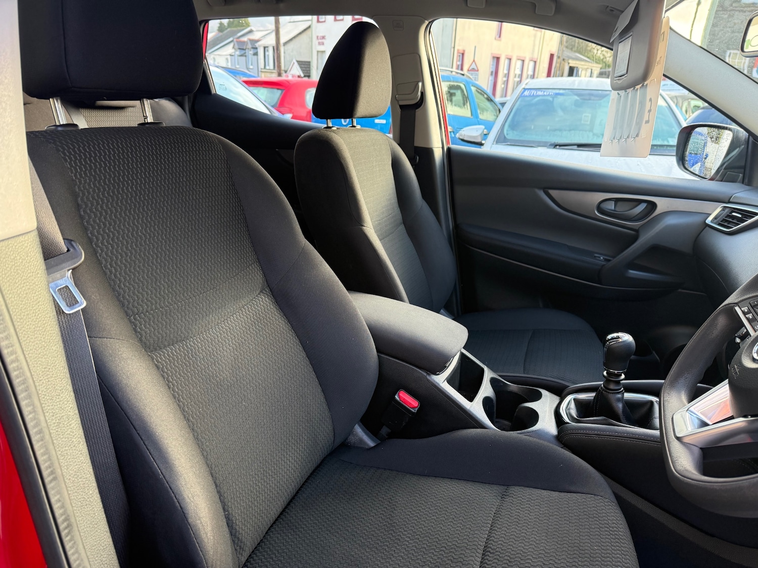 Used Nissan Qashqai 2017 for sale - 77220306: Photo 15