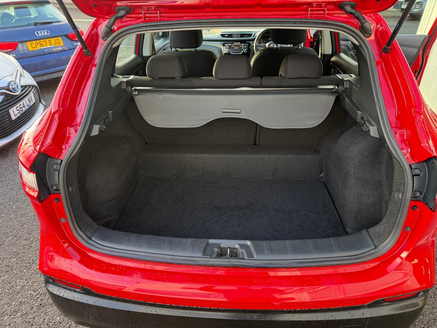 Used Nissan Qashqai 2017 for sale - 77220306: Photo 23