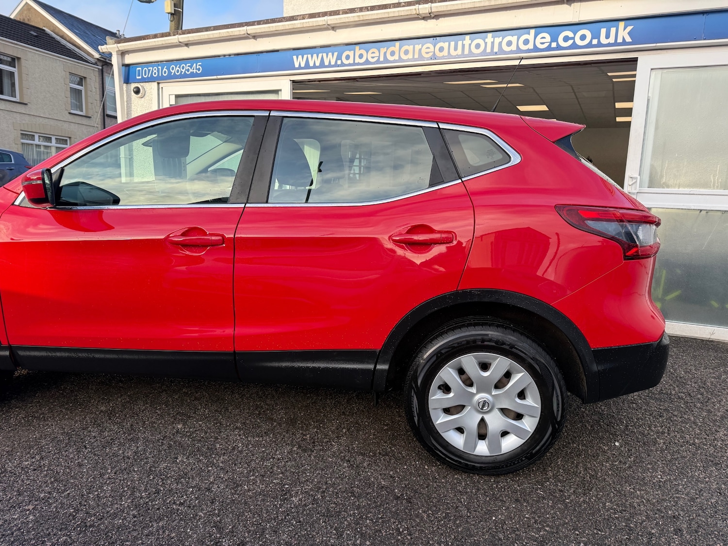 Used Nissan Qashqai 2017 for sale - 77220306: Photo 5