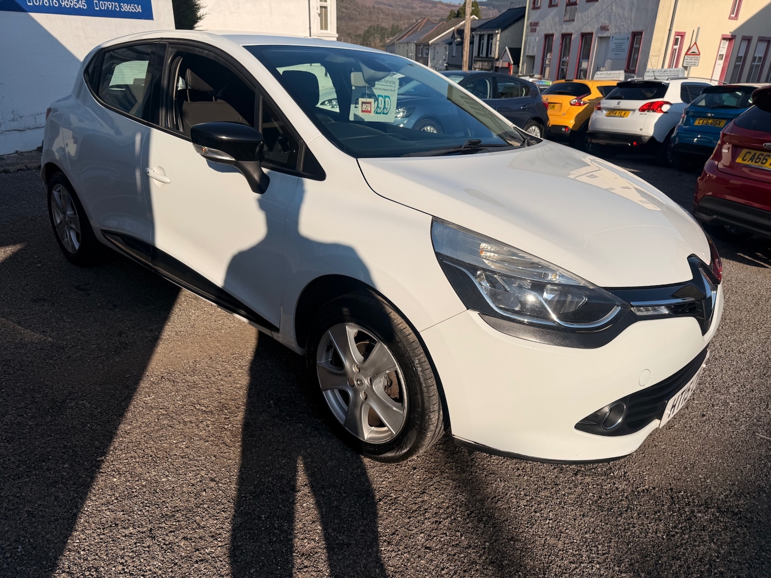 Used Renault Clio 2015 for sale - 77950705: Photo 13