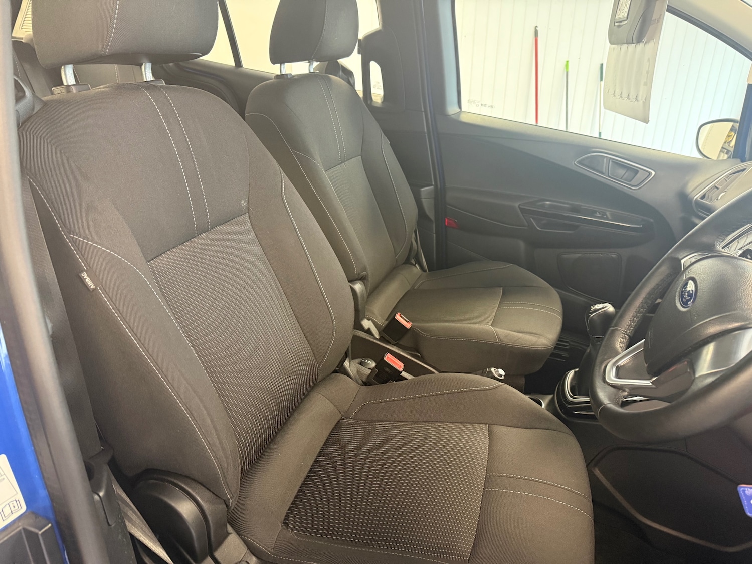 Used Ford B-MAX 2015 for sale - 76892368: Photo 17