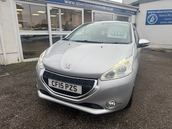 Used Peugeot 208 2015 for sale - 77364400: Photo