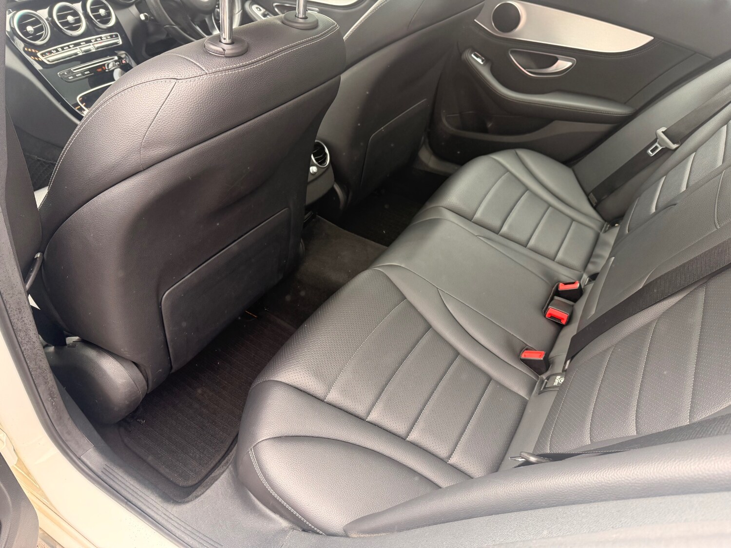 Used Mercedes-Benz C Class 2014 for sale - 78121792: Photo 27