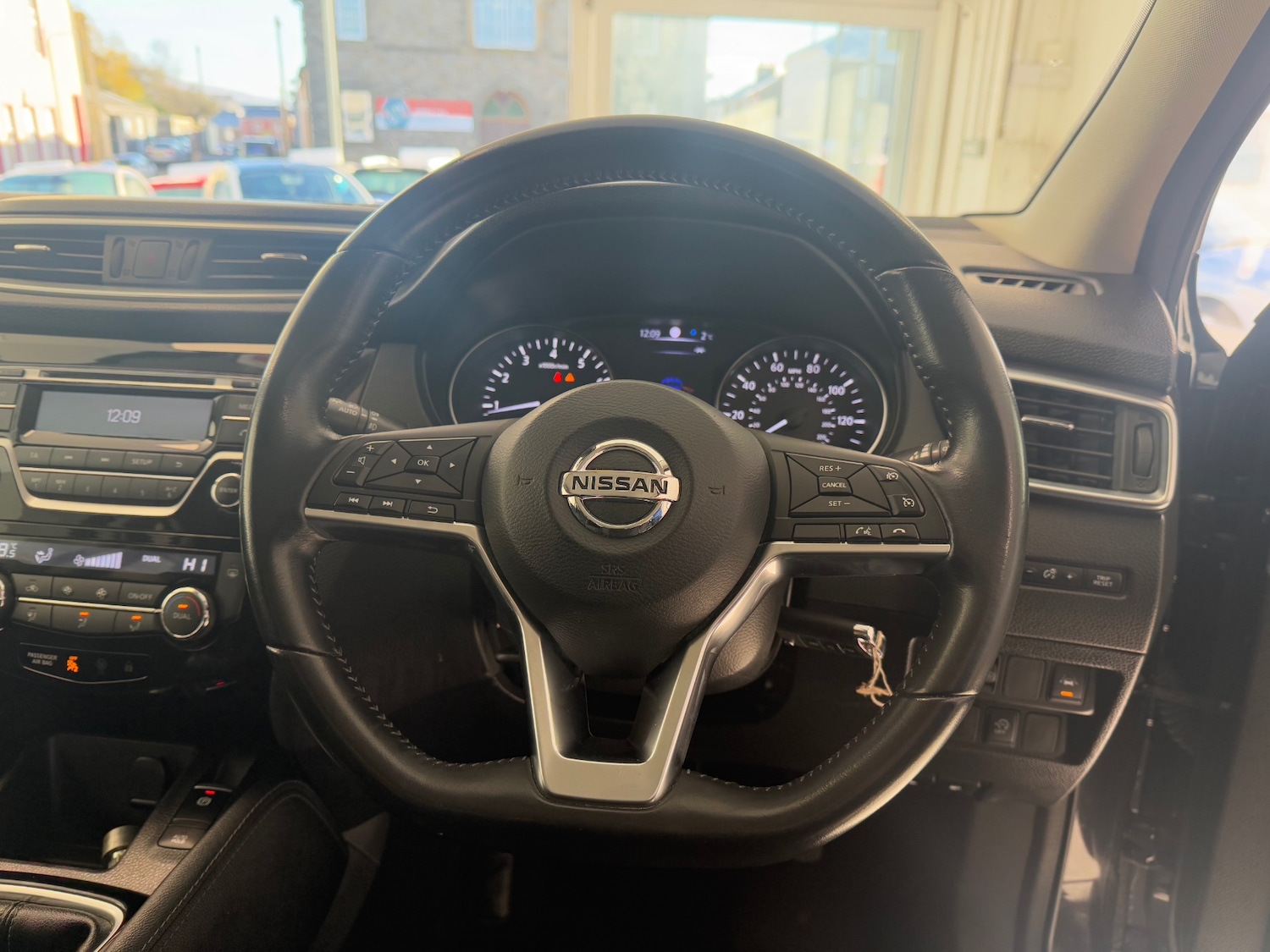 Used Nissan Qashqai 2018 for sale - 76649889: Photo 20