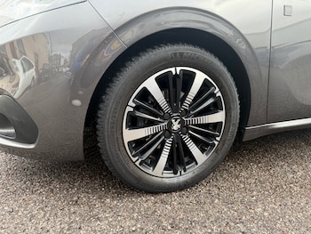 Used Peugeot 208 2018 for sale - 77136623: Photo